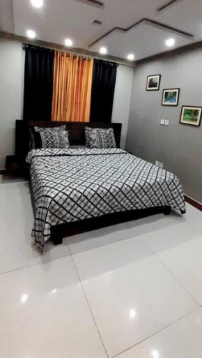 Bahria Town Lahore - NEXT INN Condo available at Best Price 402